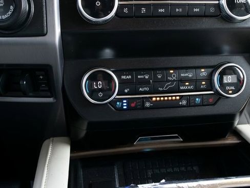 Used 2020 Ford Expedition Max Platinum image 32