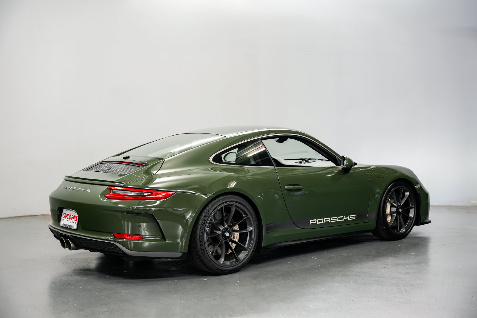 Used 2019 Porsche 911 GT3 RWD image 3