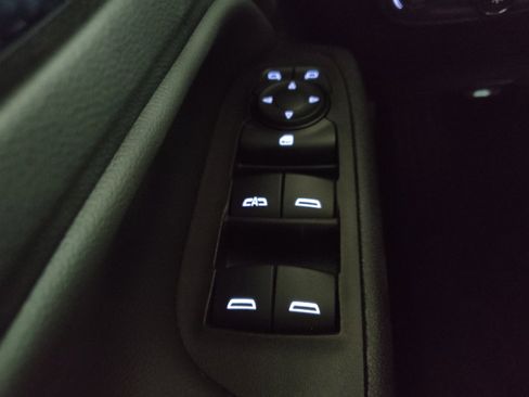 Used 2024 Chevrolet Equinox LT image 27