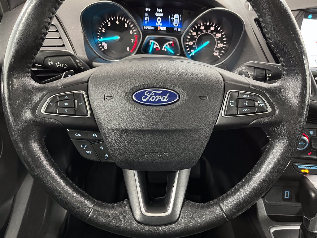 Used 2018 Ford Escape Titanium w/ Ford Safe & Smart Package AWD/4WD image 6