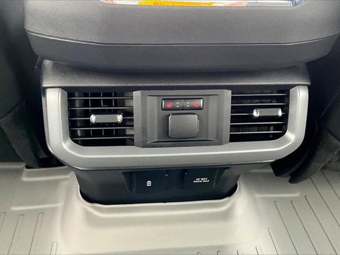 Used 2024 Ford F150 Lariat w/ Equipment Group 502A High image 34