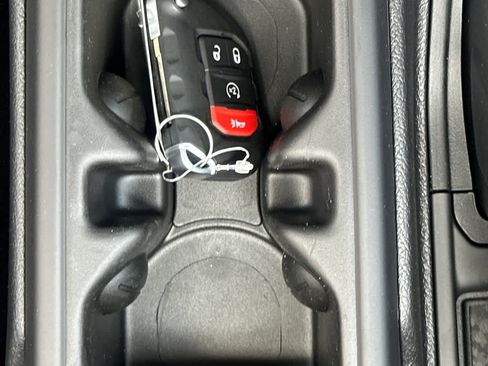 New 2025 Jeep Gladiator Sport image 39