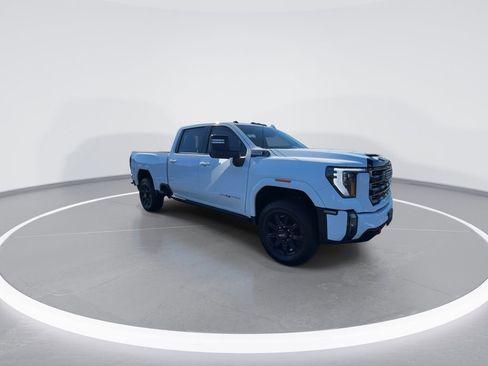 Used 2024 GMC Sierra 2500 AT4 w/ AT4 Premium Plus Package AWD/4WD image 2