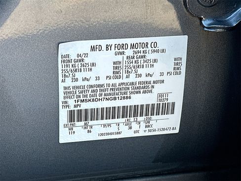 Used 2022 Ford Explorer XLT image 27