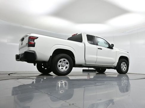 Used 2022 Nissan Frontier S w/ Technology Package image 43