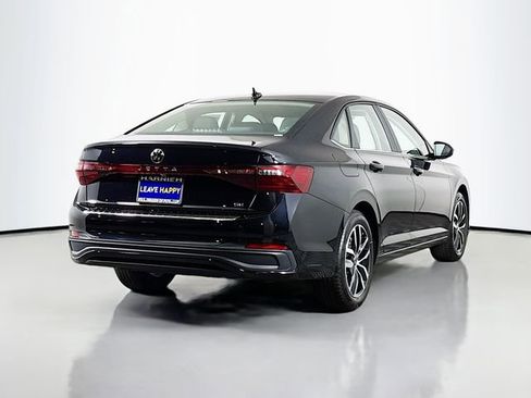 New 2026 Volkswagen Jetta SE image 7