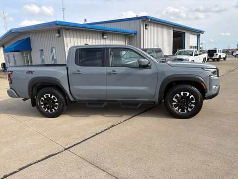 Used 2024 Nissan Frontier PRO-4X w/ Pro Convenience Package image 7