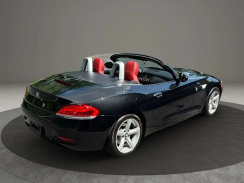 Used 2009 BMW Z4 sDrive30i RWD image 10