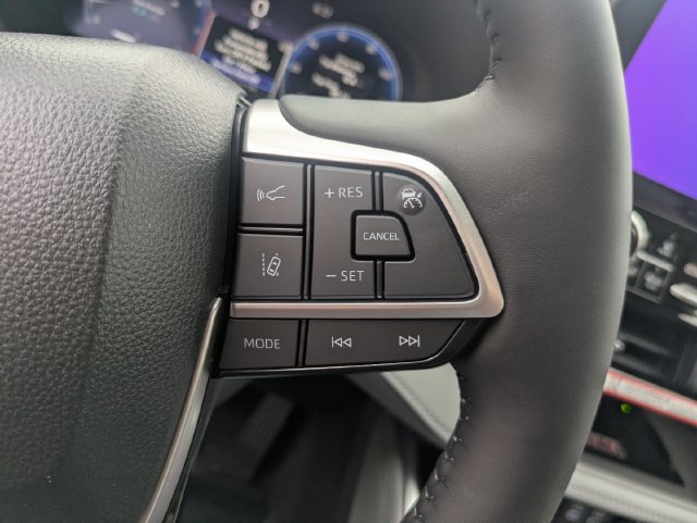 New 2026 Toyota Highlander Limited AWD/4WD image 19