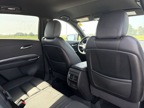 Used 2025 Cadillac XT4 Premium Luxury AWD/4WD image 17