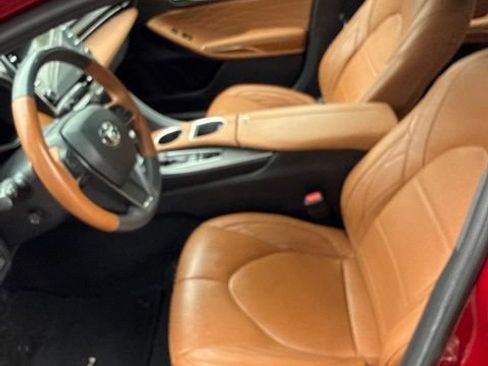 Used 2020 Toyota Avalon Limited w/ Advanced Safety Package FWD image 5