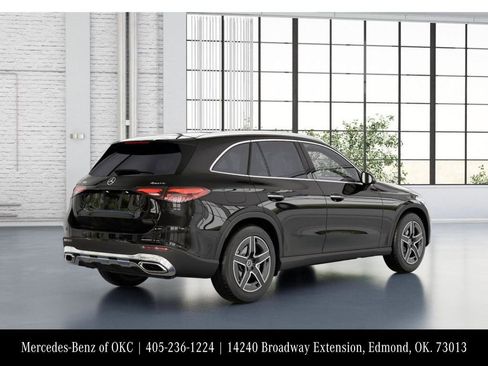 Used 2026 Mercedes-Benz GLC 300 4MATIC image 21