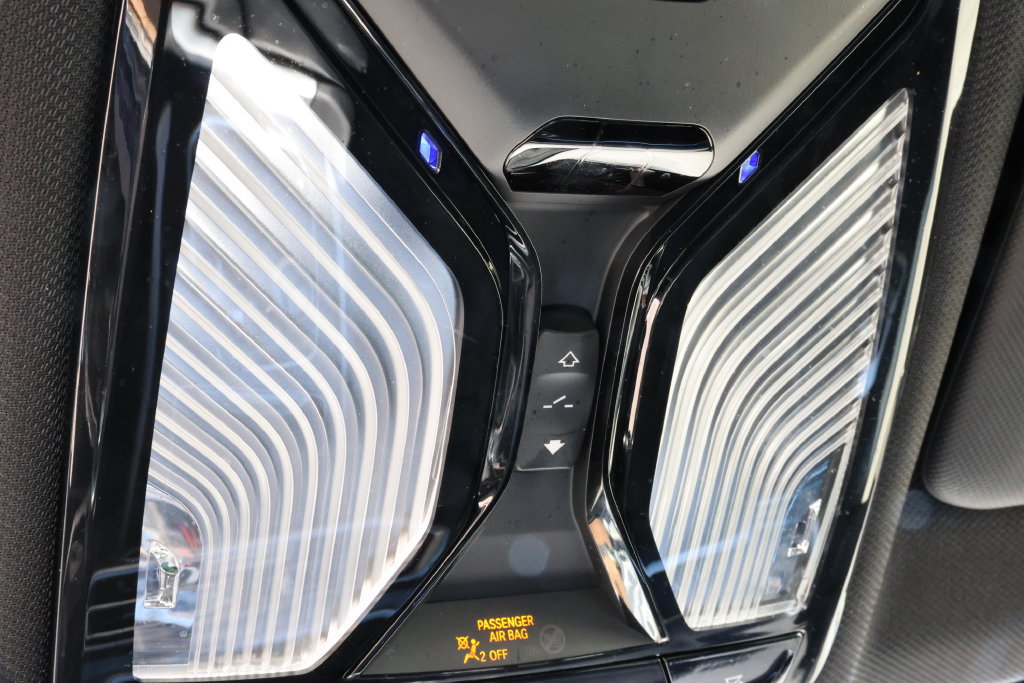 Used 2022 BMW X5 M50i w/ Executive Package AWD/4WD image 27