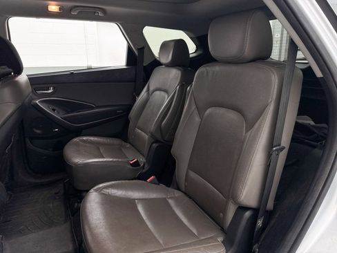 Used 2016 Hyundai Santa Fe Limited w/ Option Group 04 image 25