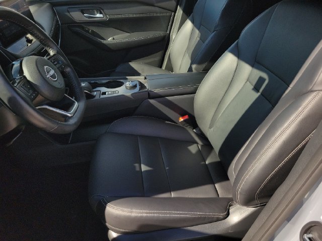 Used 2024 Nissan Rogue SL w/ SL Premium Package AWD/4WD image 19