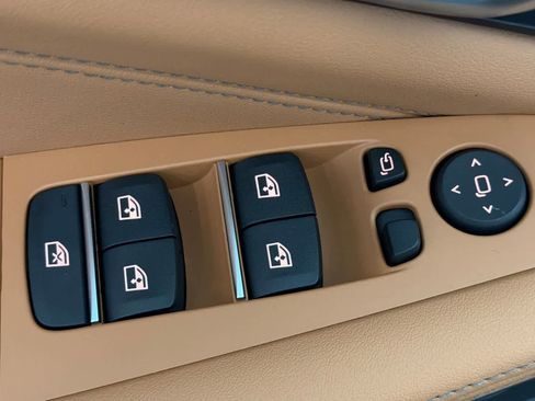 New 2026 BMW X5 xDrive40i AWD/4WD image 13