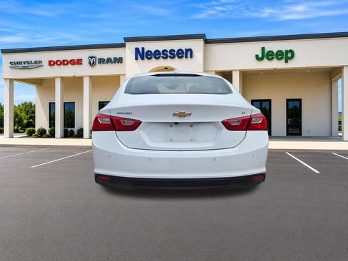 Used 2024 Chevrolet Malibu LT FWD image 6