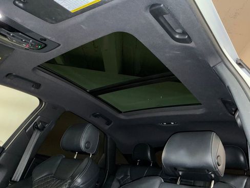 Used 2023 Audi SQ5 Premium Plus w/ Premium Plus Package image 4