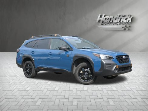 Used 2022 Subaru Outback Wilderness image 2