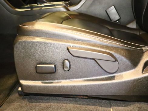 Used 2022 Chevrolet Colorado Z71 w/ Z71 Midnight Edition image 20