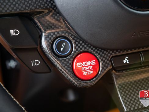 Used 2018 Ferrari GTC4Lusso T image 38