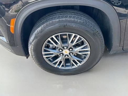Used 2024 Chevrolet Traverse LS FWD image 29
