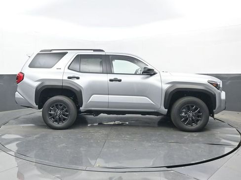 New 2026 Toyota 4Runner SR5 image 2