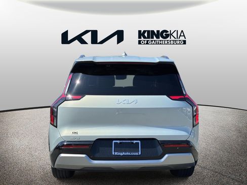 Certified 2024 Kia EV9 Land AWD/4WD image 4