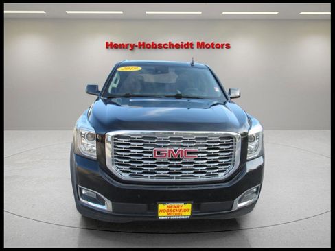 Used 2019 GMC Yukon Denali w/ Denali Ultimate Package AWD/4WD image 2