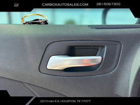 Used 2019 Dodge Charger R/T RWD image 17