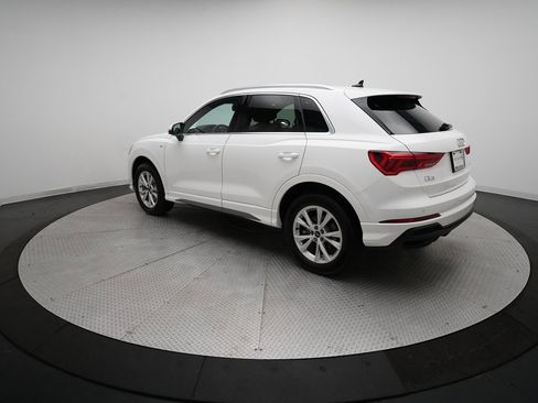 Used 2025 Audi Q3 2.0T Premium image 12