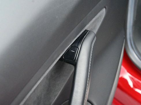 Used 2018 Tesla Model 3 Long Range RWD image 12