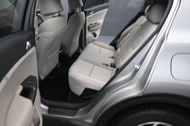 Used 2021 Kia Sportage LX FWD image 24