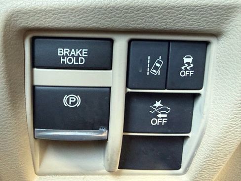 Used 2017 Acura MDX FWD w/ Technology Package image 14
