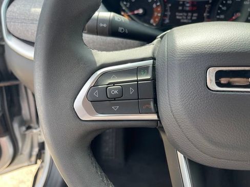 Used 2024 Jeep Compass Latitude AWD/4WD image 15