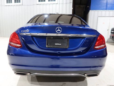 Used 2018 Mercedes-Benz C 300 Sedan w/ Premium Package image 4