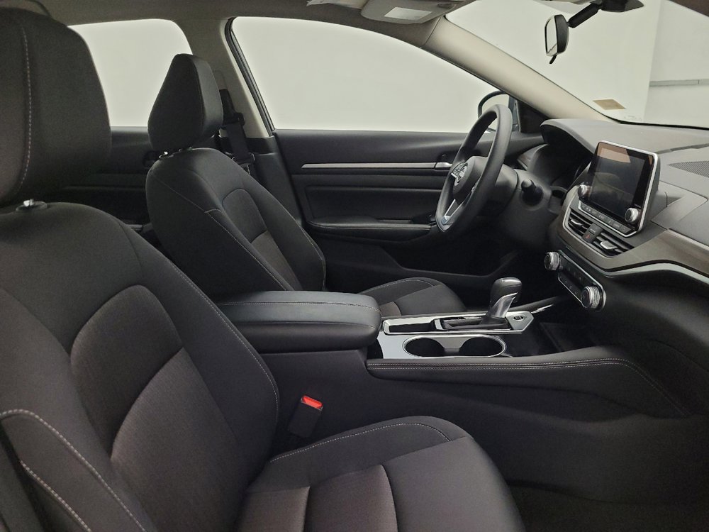 Used 2023 Nissan Altima 2.5 SV FWD image 21