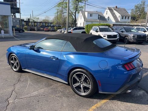 Used 2024 Ford Mustang Premium RWD image 7