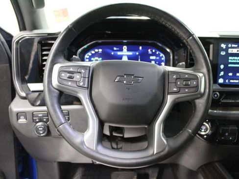 Used 2023 Chevrolet Silverado 1500 RST AWD/4WD image 37