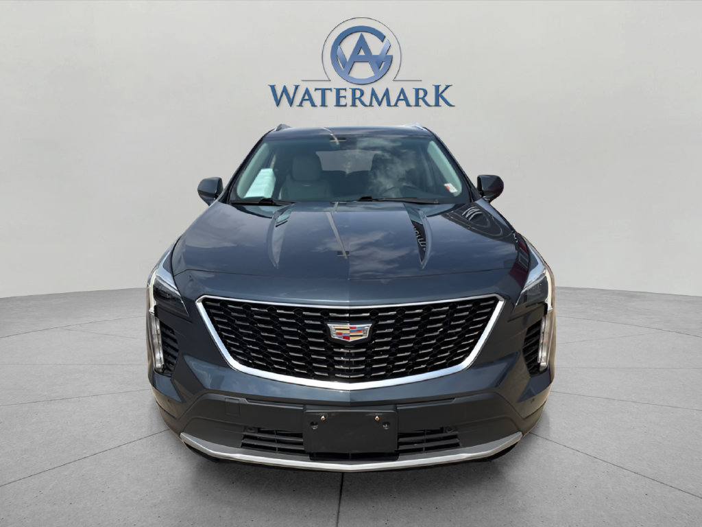 Used 2019 Cadillac XT4 Premium Luxury w/ Cold Weather Package FWD image 13