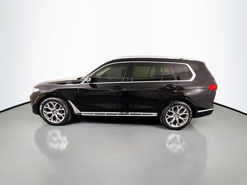 Used 2021 BMW X7 xDrive40i w/ Parking Assistance Package image 4