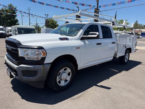 Used 2022 RAM 2500 Tradesman RWD image 3