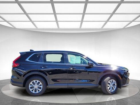 Certified 2025 Honda CR-V LX image 2