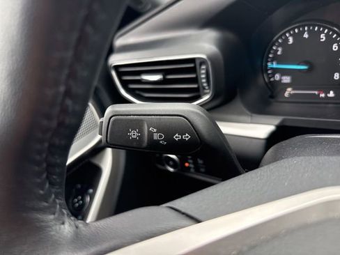 Certified 2024 Ford Explorer XLT w/ Equipment Group 202A image 26