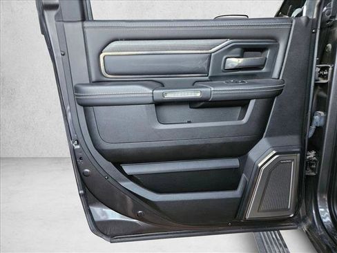 Used 2020 RAM 2500 Limited image 15