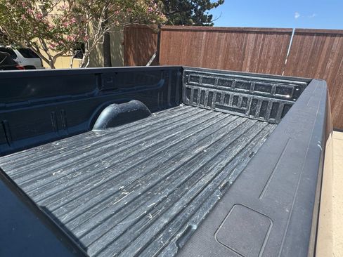 Used 2018 Chevrolet Silverado 2500 W/T RWD image 5