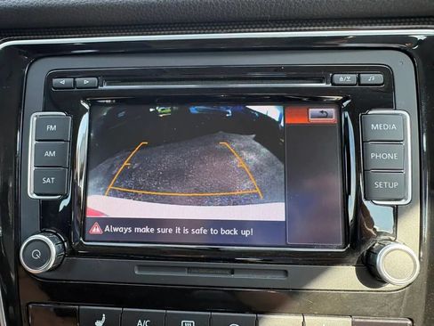 Used 2015 Volkswagen Passat 1.8T Sport FWD image 21