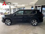 New 2025 Mitsubishi Outlander SE image 6