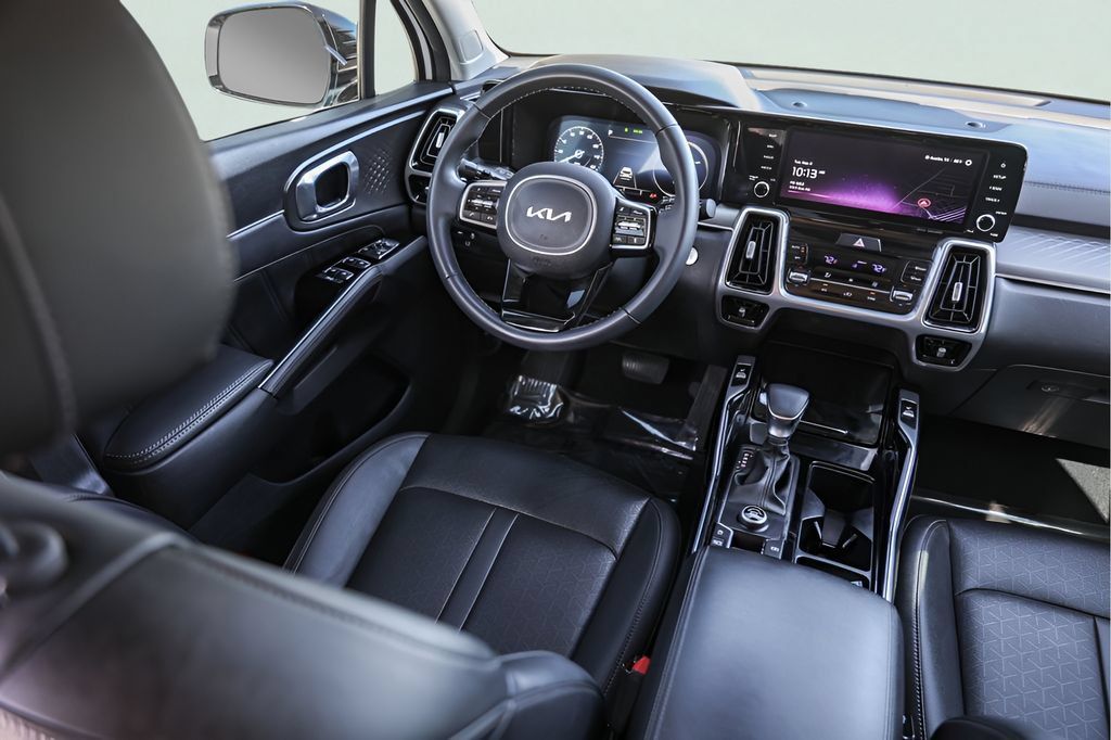 Used 2023 Kia Sorento SX FWD image 30