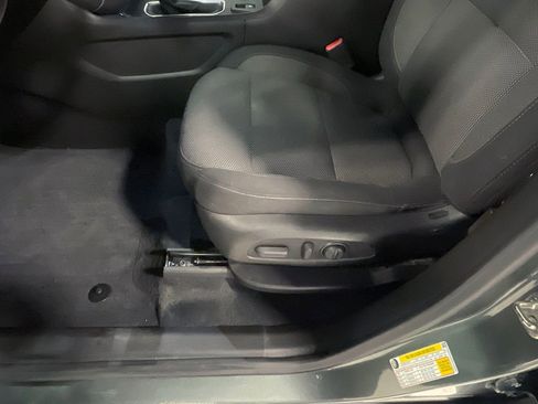 Used 2022 Chevrolet Traverse LT AWD/4WD image 26